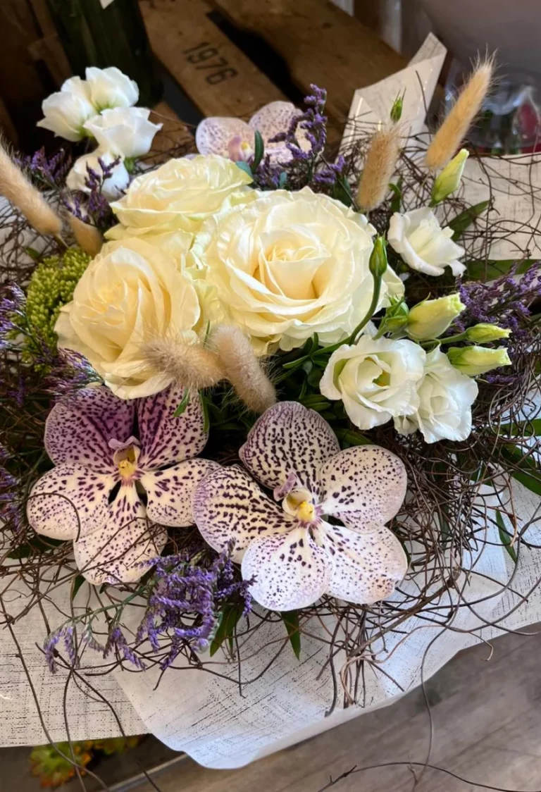 Le Temps Dune Fleur Fleuriste Guipry Messac Bapteme Communion 2
